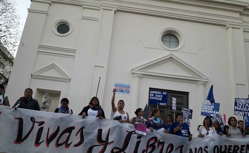 Vivas y libres nos queremos el colectivo feminista march en